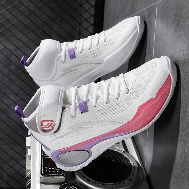 Luxury Lifestyle Brand - Super Cool Basketball Shoes Men Women