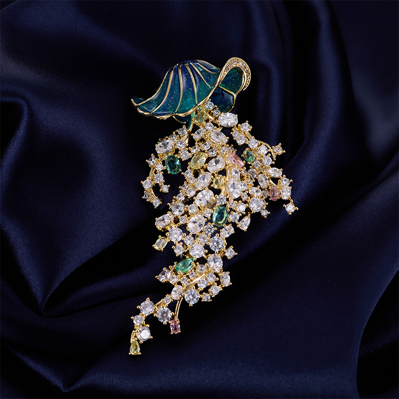 Marine life-encrusted zircon j - Luxury Lifestyle Fashion ulasan dan harga